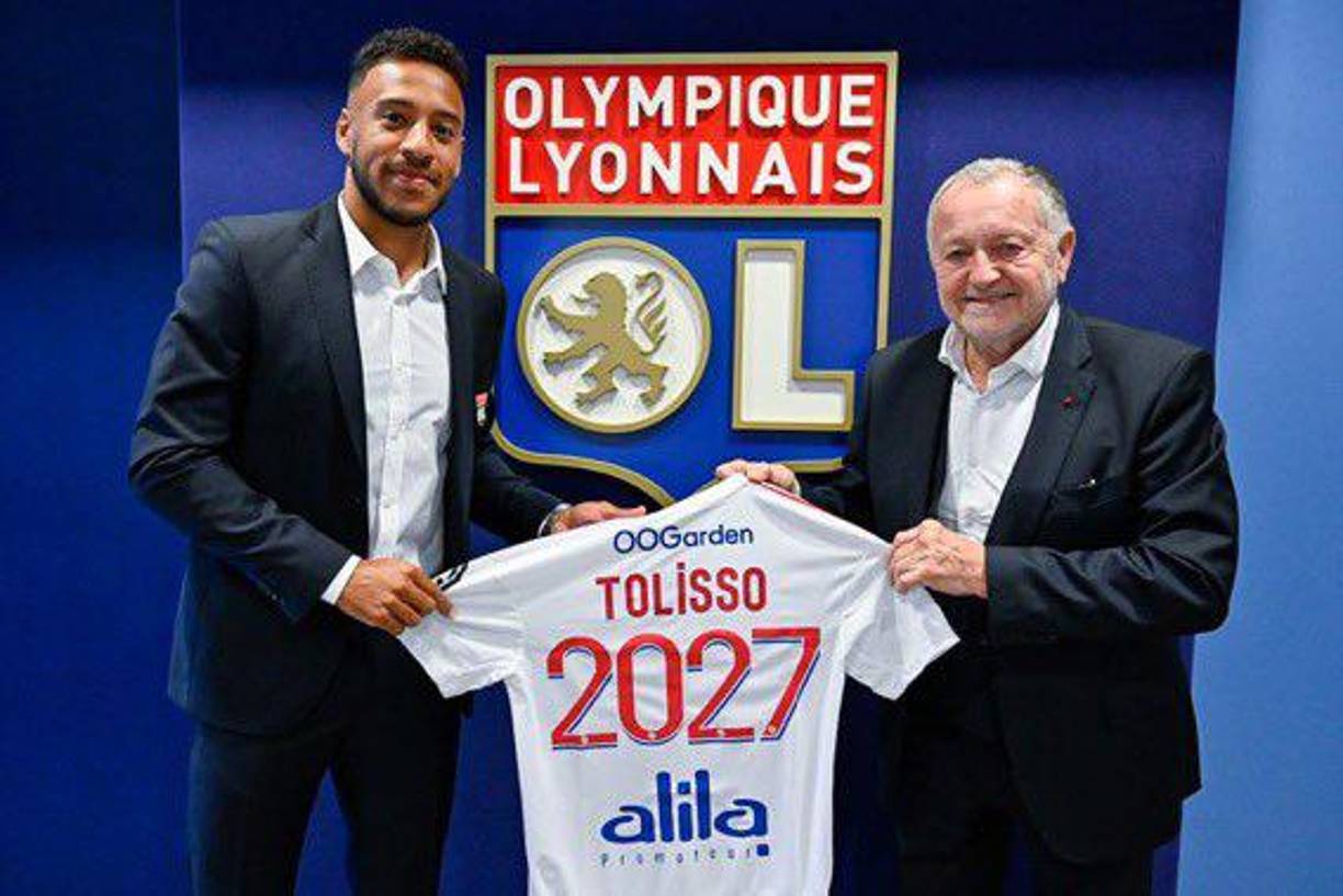 El Olympique de Lyon oficializó en un comunicado la vuelta del centrocampista del Bayern de Munich Corentin Tolisso, campeón del mundo con Francia en 2018, que firmó un contrato por cinco temporadas con su club de origen, cinco años después de su traspaso al club bávaro.