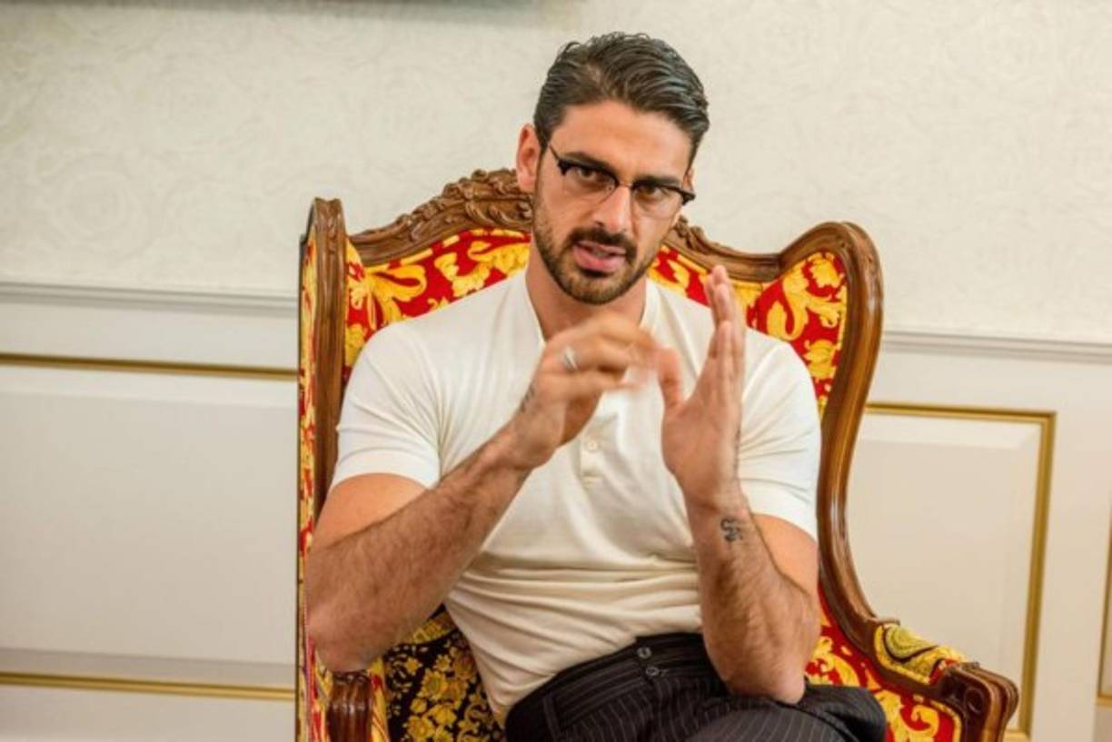 'Lo que ha sucedido resulta muy ofensivo para mí. Aprecio mucho lo que han hecho, como siempre', ha concluido.