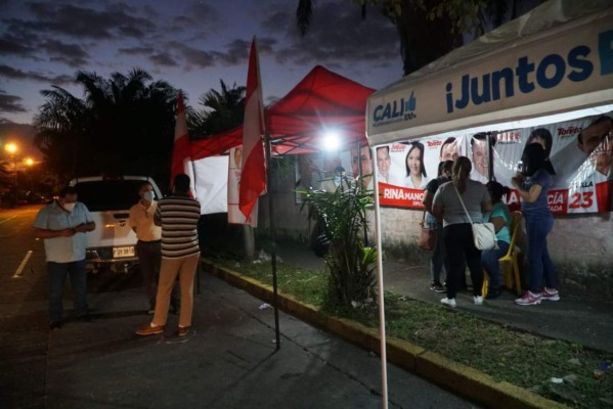 Desde las 4:00 de la mañana ya se respiraba el ambiente políticos en Honduras.