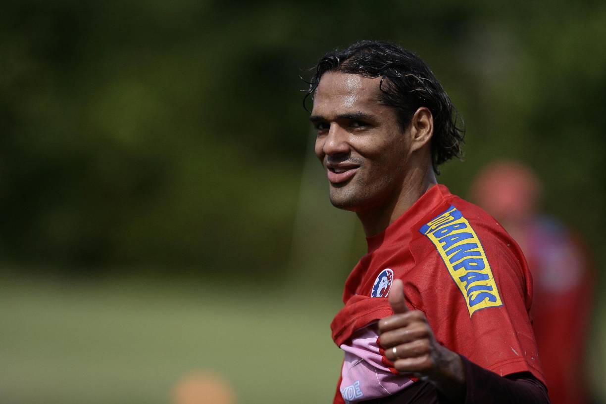 Con la camiseta del Olimpia, Everaldo ganó un total de tres títulos de Liga Nacional