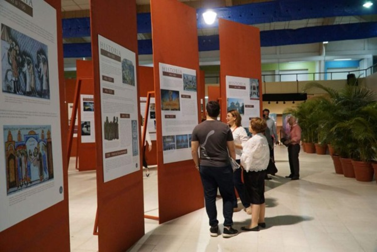 La exposición '¿Quién es el hombre de la Sábana?' fue inaugurada este día en San Pedro Sula.