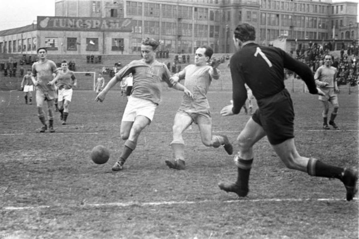 6. El húngaro Ferenc Deák (576 goles).