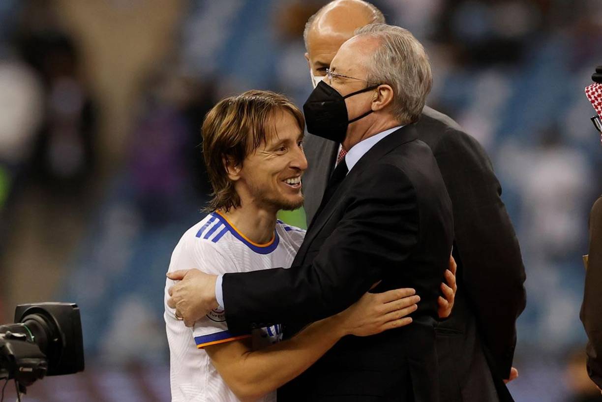 Florentino Pérez también felicitó a Luka Modric.