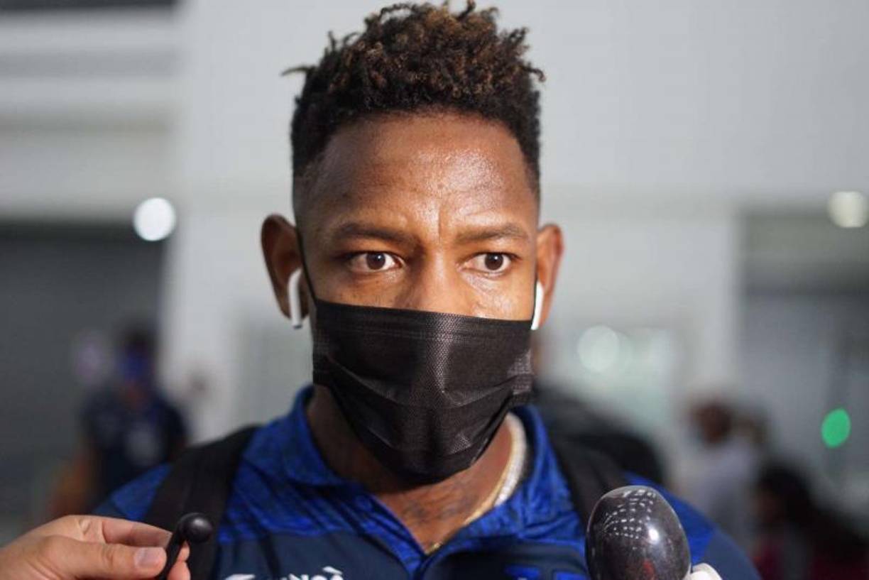 Romell Quioto: En palabras que le brindó al periodista Eduardo, el atacante del CF Montréal le mostró su apoyo a Francisco Martínez por su convocatoria: “Es una linda oportunidad y todo jugador desea vestir la camisa de su país, así es como se empieza”, indicó.