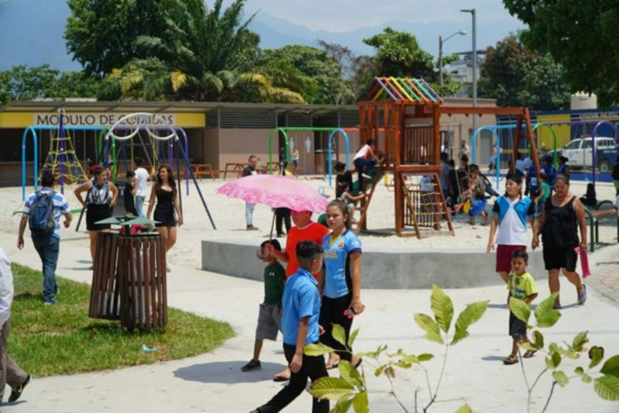 Tanto niños como adultos podrán disfrutar de todos los atractivos de este megaparque.