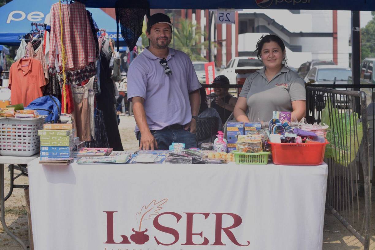  La emblemática librería Liser también se hizo presente en el Flea Market 2023.