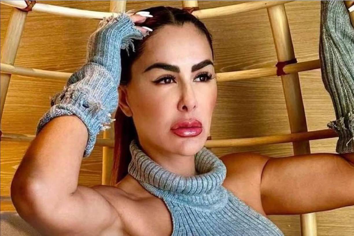 ”Vivo desde hace años en un medio de trabajo que exige no envejecer. Si uno madura naturalmente nos quitan proyectos, si ya no nos vemos juveniles ni nos llaman”, prosiguió. 