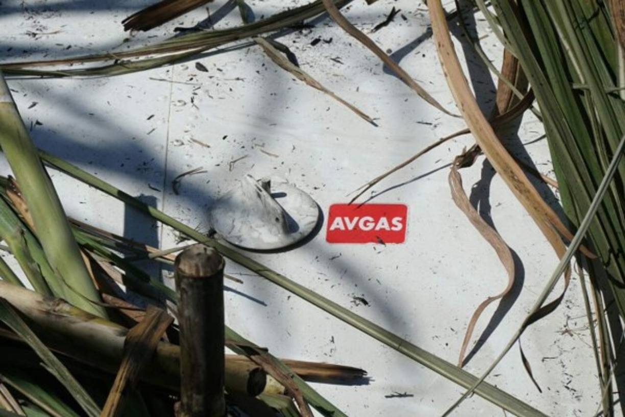 Una supuesta narcoavioneta fue encontrada hoy en la aldea Los Caraos, Choloma, Cortés.