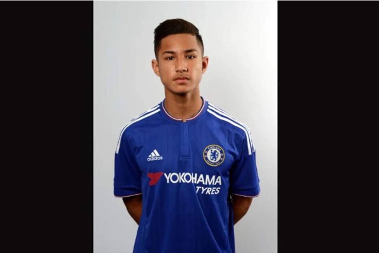 Bolkiah empezó en el AFC Newbury y después pasó por las categorías inferiores del Southampton, el Arsenal, el Chelsea y el Stoke City, hasta recalar en el Leicester en 2016, aunque nunca llegó a debutar en la Premier League.