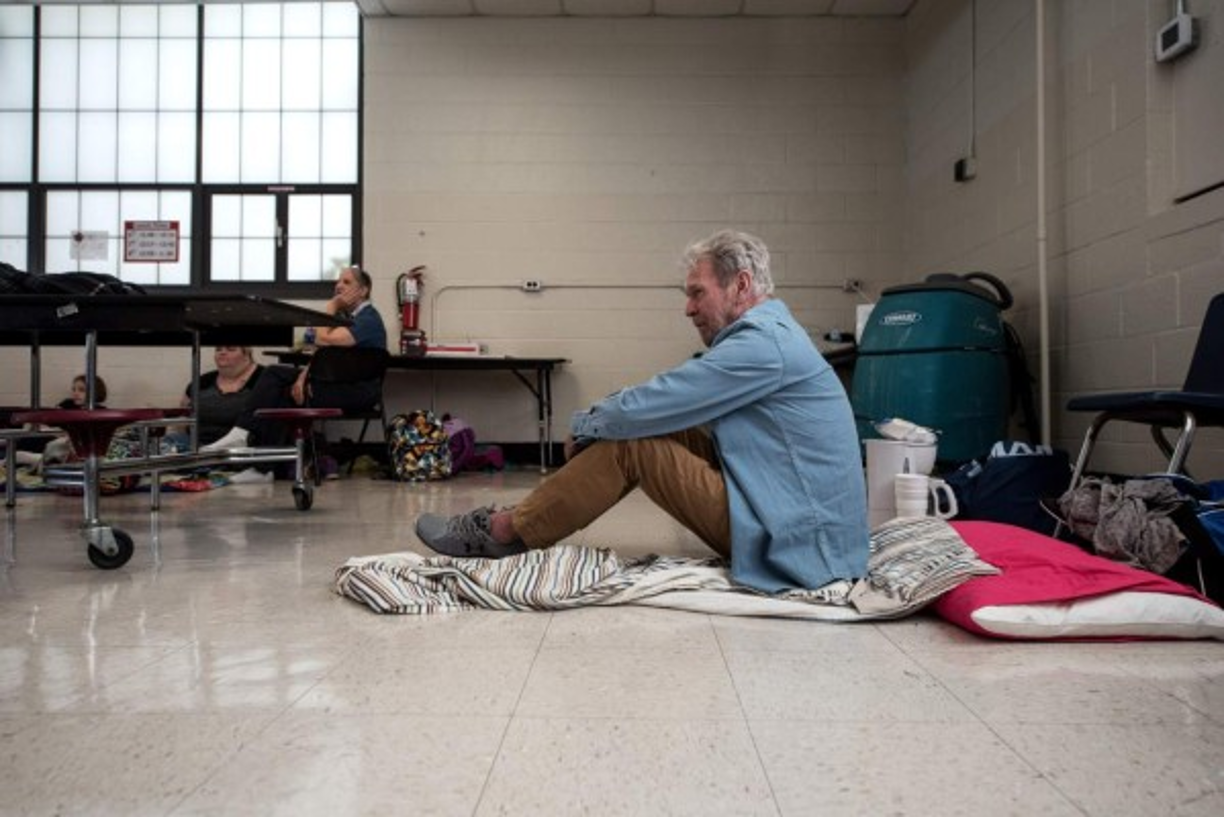 Se espera que Florence toque tierra el viernes en la noche o el sábado.