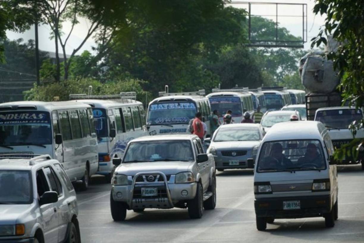 Los promotores de este paro afirmaron que es 'de forma pacífica, con el objeto de exigir a las autoridades de transporte que eliminen la ley de cancelación de licencias, ya que consideramos que es una violación a los derechos del trabajador'.<br/>