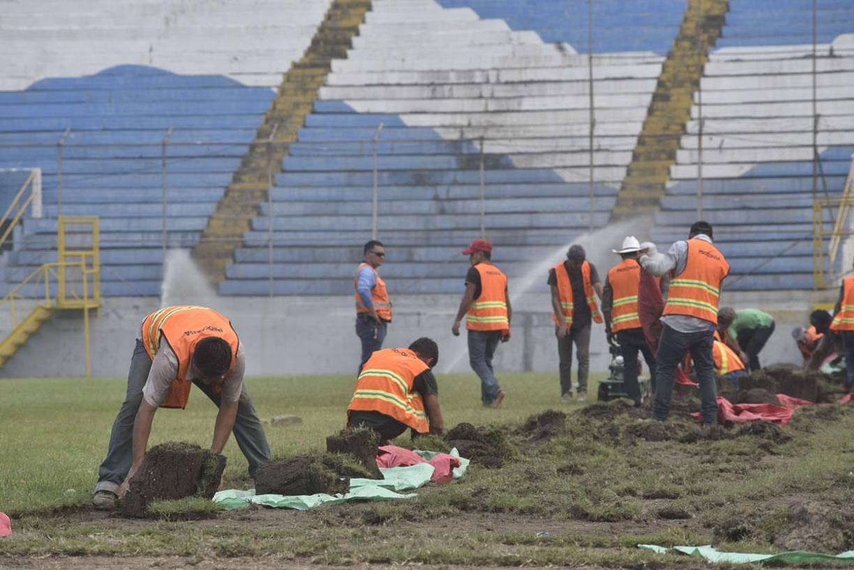 Los trabajos comenzaron desde sol norte, donde no hay butacas. 