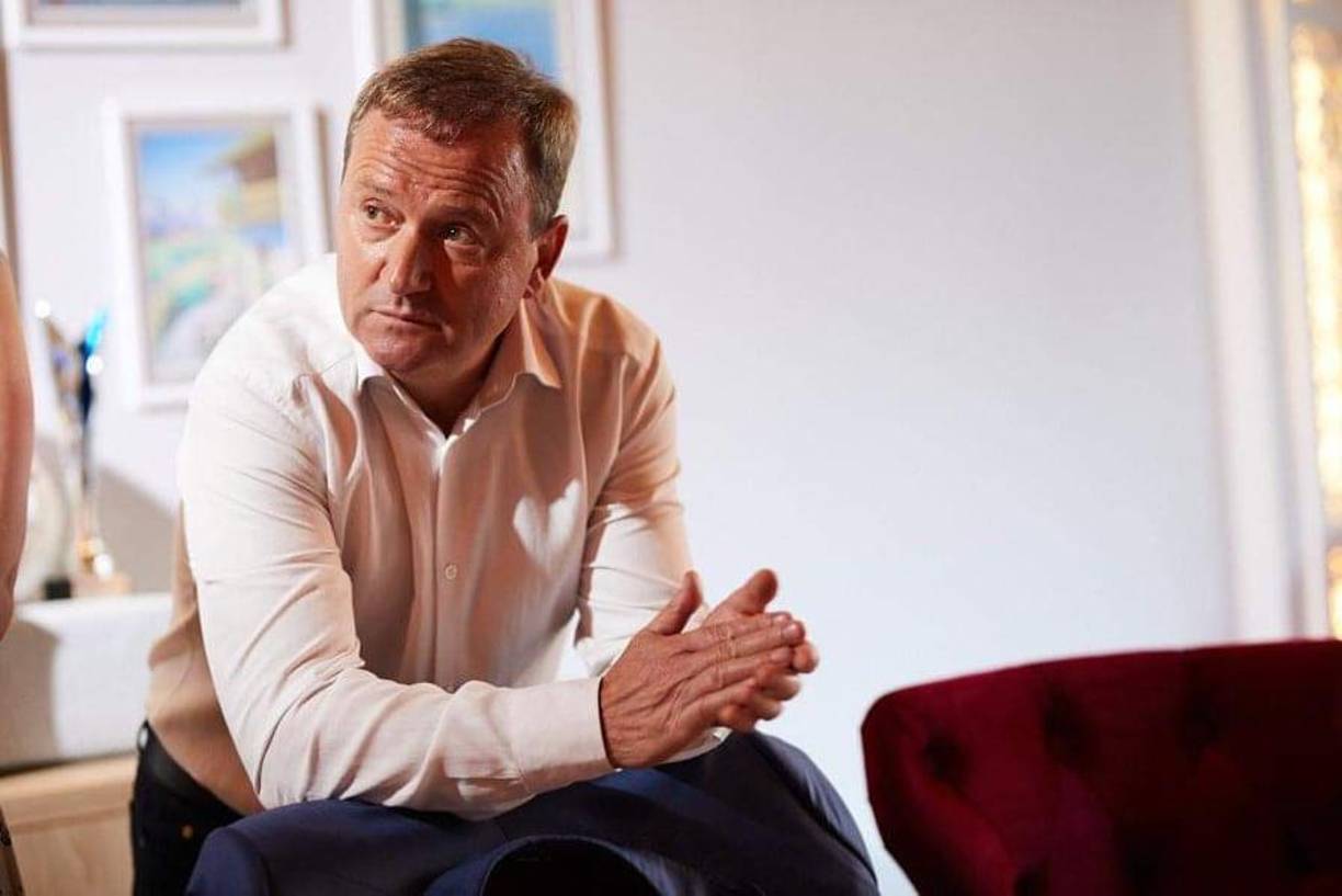 Tras la invasión rusa, el exfutbolista Igor Belanov ha decidido tomar las armas para defender a su país. Dicho personaje fue ganador del Balón de Oro hace unos años atrás. 