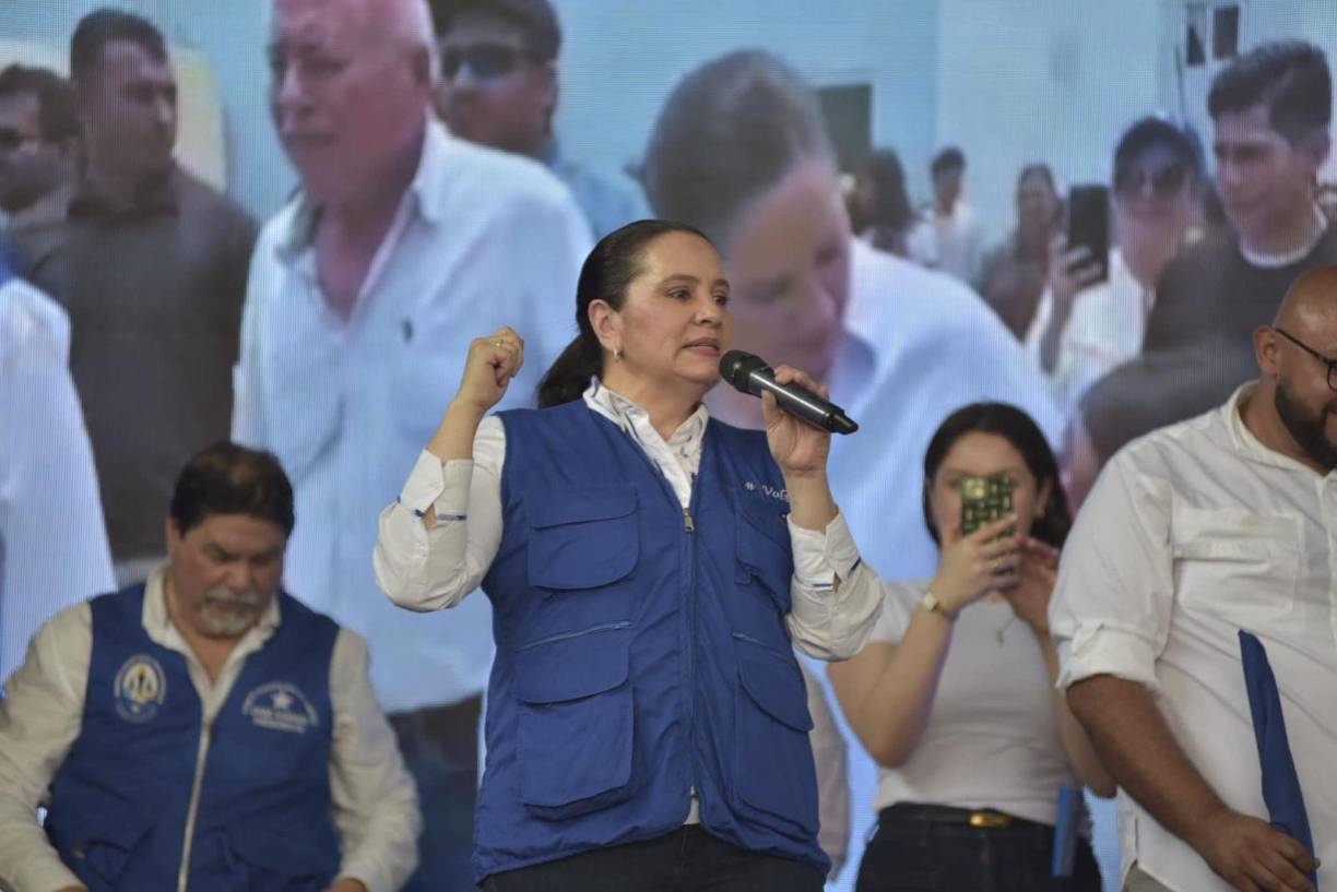Ana García, actualmente se encuentra trabajando en su campaña política para llegar a ser la candidata oficial del Partido Nacional en los comicios de marzo de 2025.