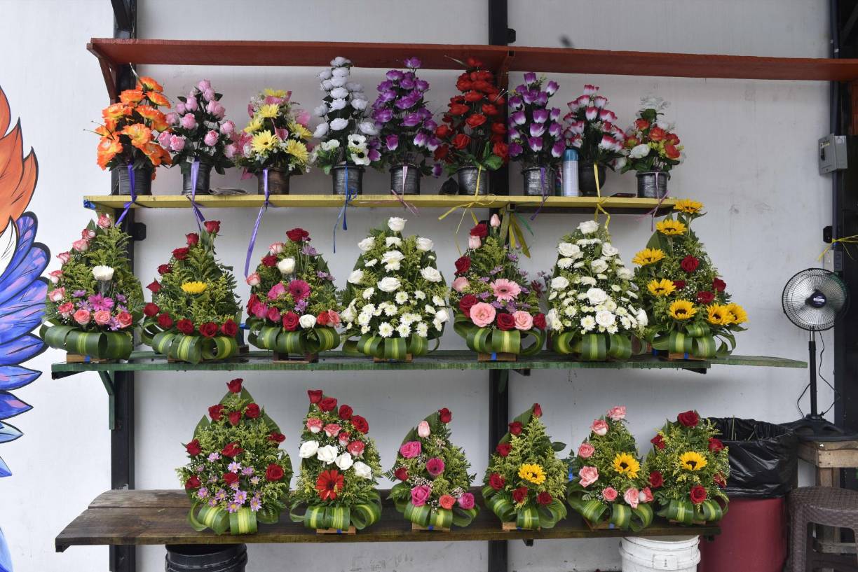Día de la Madre: cuánto cuestan las rosas en el Guamilito de San Pedro Sula