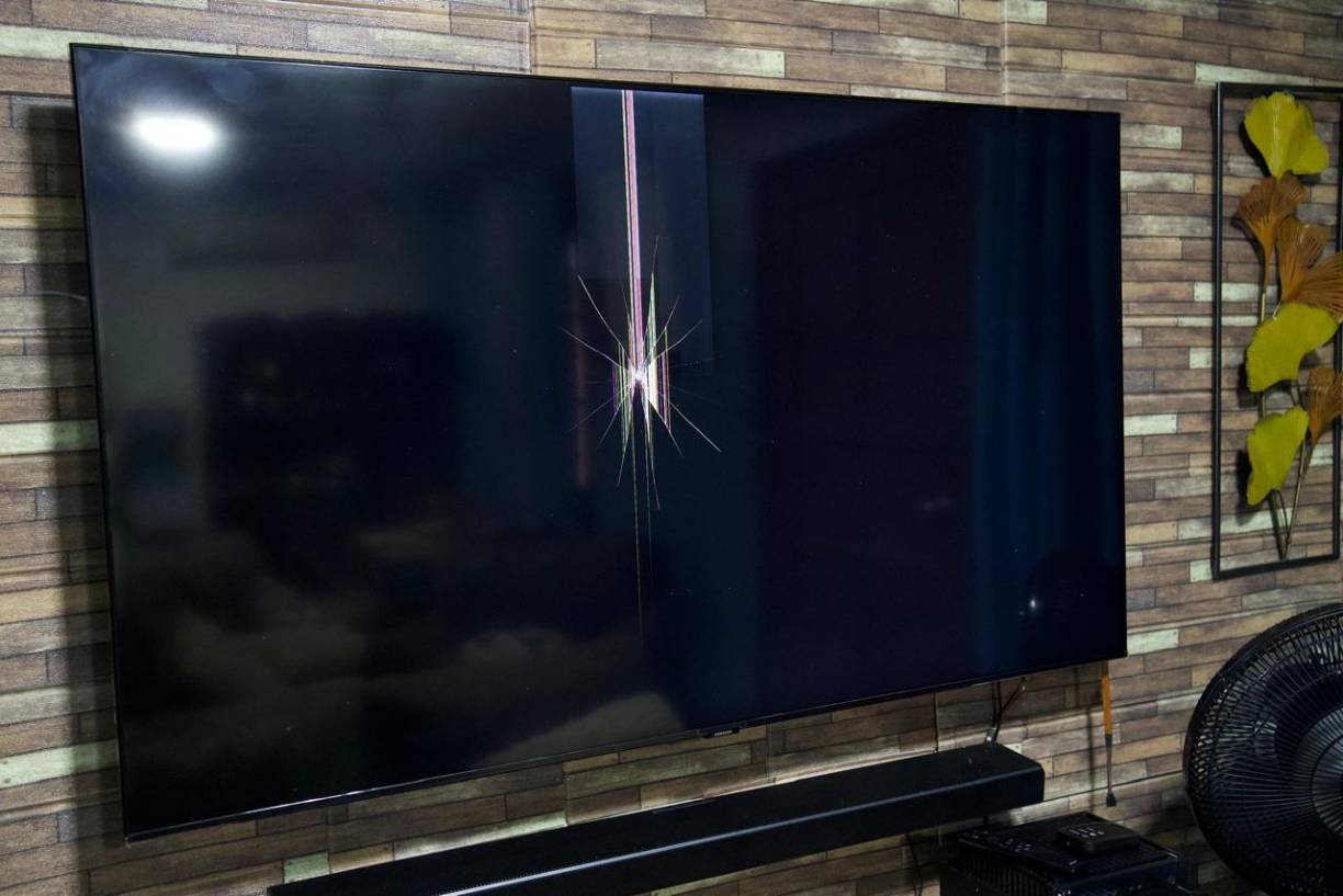 La vivienda de Colindres quedó <b>llena de balazos</b>.