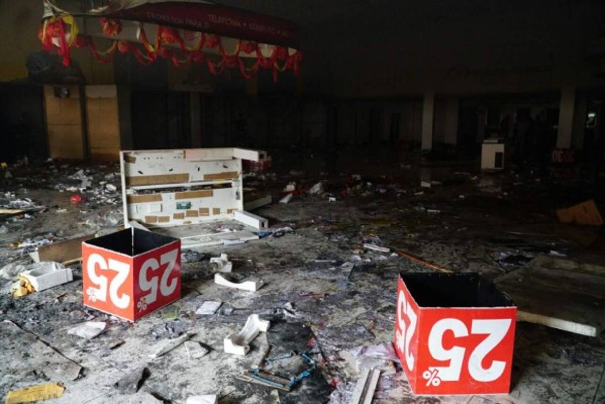 El vandalismo dejó millonarias pérdidas.