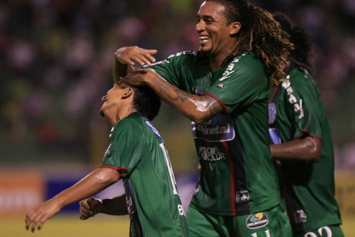 'Pando 'Ramírez: El guatemalteco destacó en la Liga de Honduras en los clubes Marathón y Motagua, tuvo grandes actuaciones.