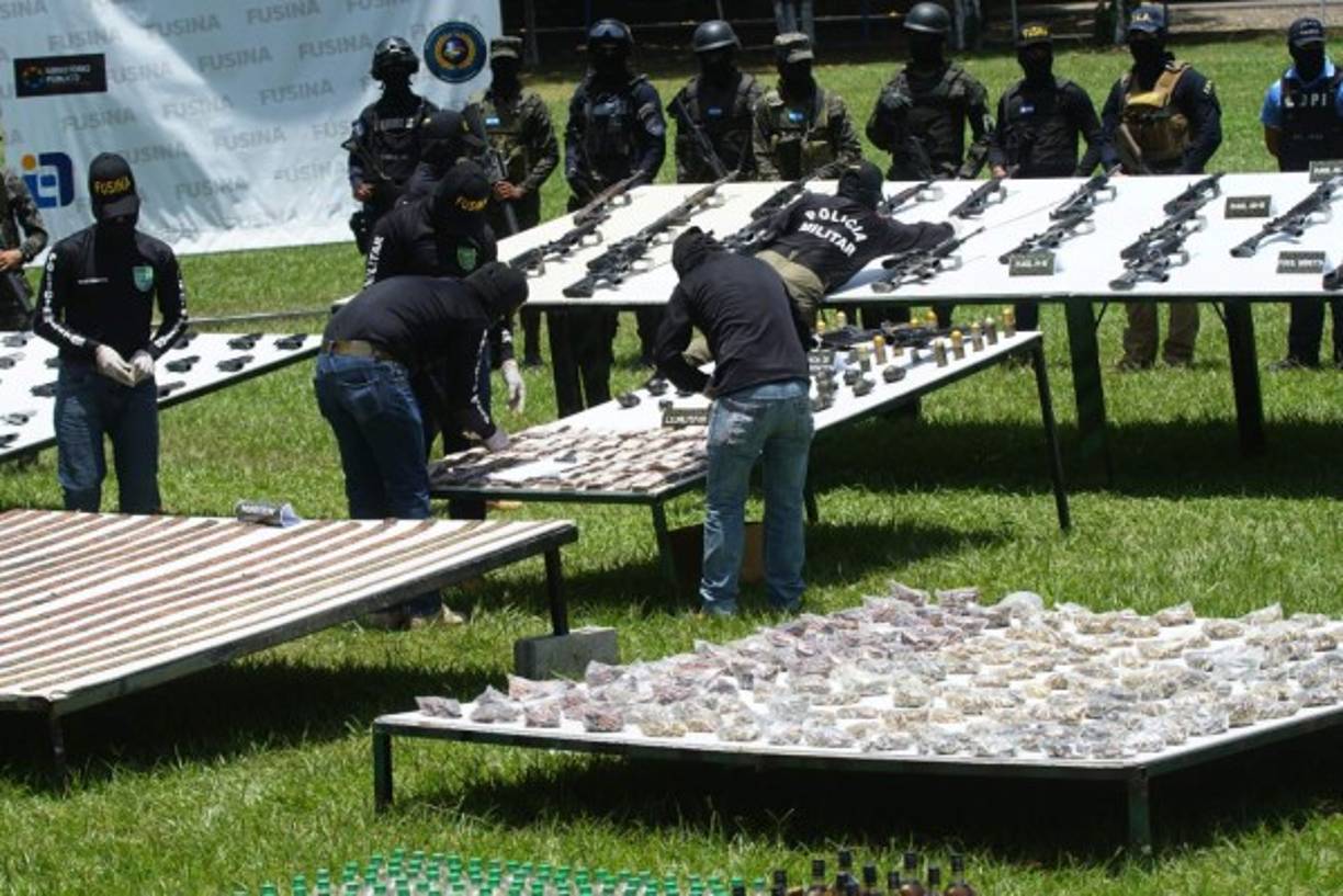 Mas de 3 millones de lempiras fueron decomisados a reos en cárcel de San Pedro Sula este miércoles.<br/>