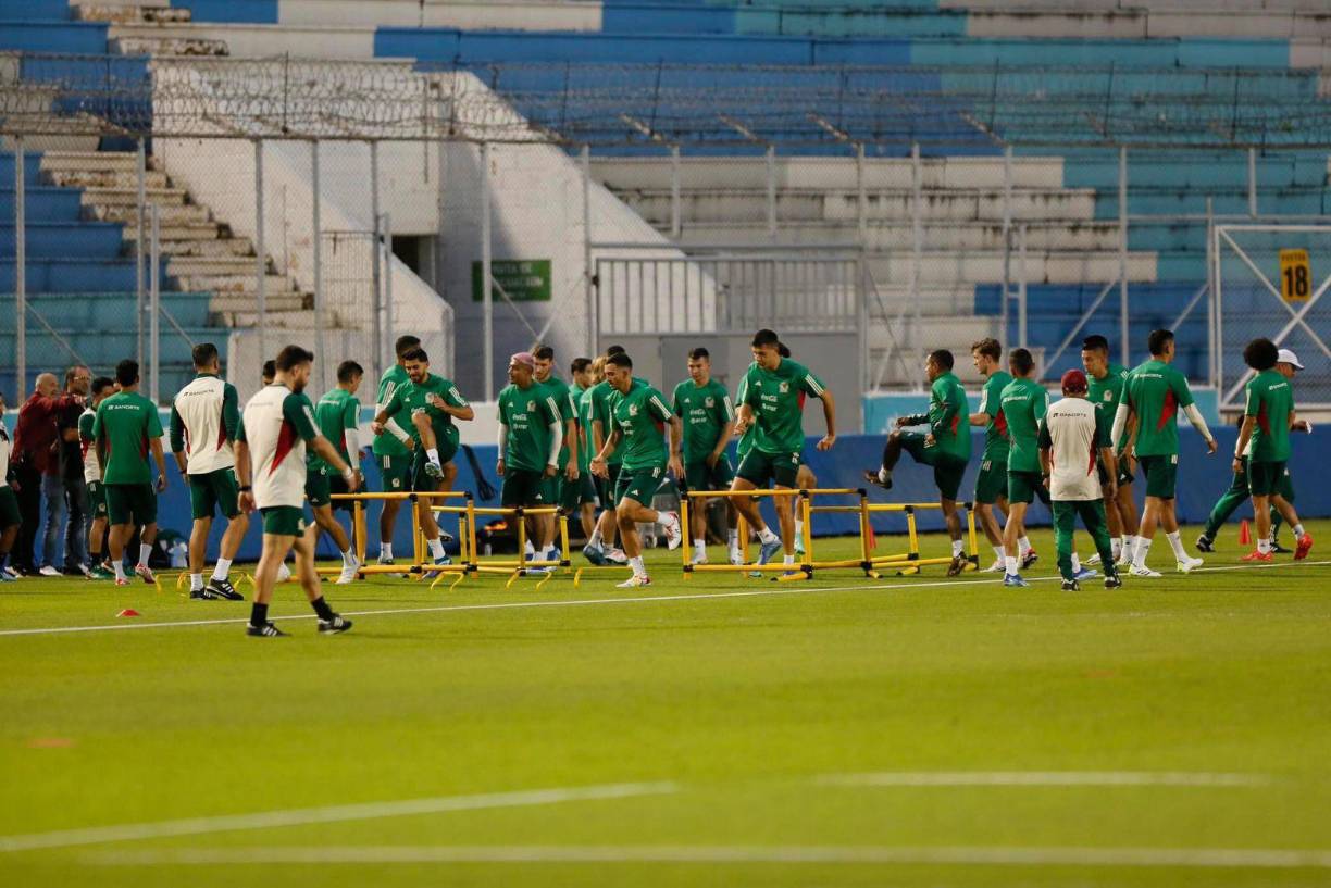 El equipo de Jimmy Lozano busca dar el primer golpe y aprovechar su visita en el Estadio Nacional Chelato Uclés. Así sería el 11 titular ante la Bicolor. 