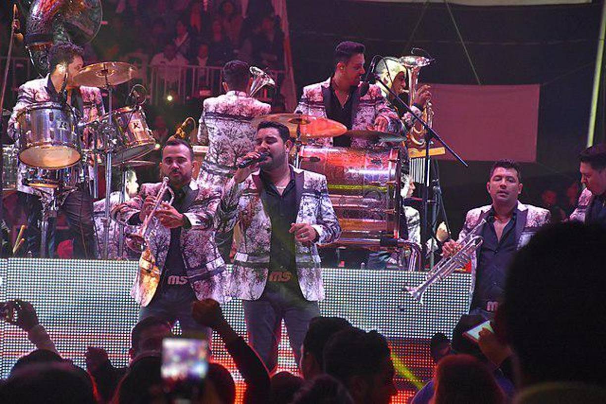 Este mismo sábado 15 de junio Banda MS deleitará con su música en el Centro de Convenciones Expocentro a las 9:00 pm. Por segunda ocasión, la agrupación mexicana estará en San Pedro Sula y esta vez durante la Feria Juniana. Si eres amante del género banda, no puedes dejar de ir a este concierto. 