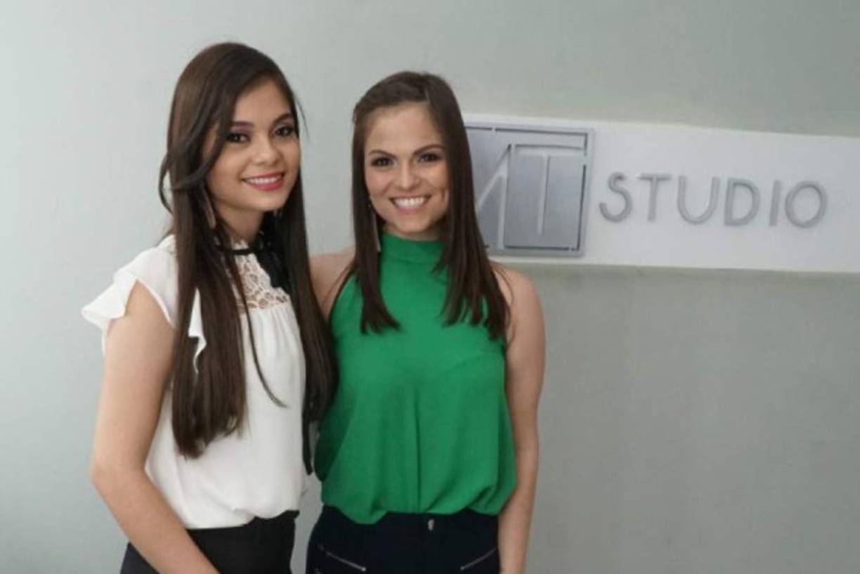 Mely Torres, hermana de Tita, será la encargada de maquillar a la novia.