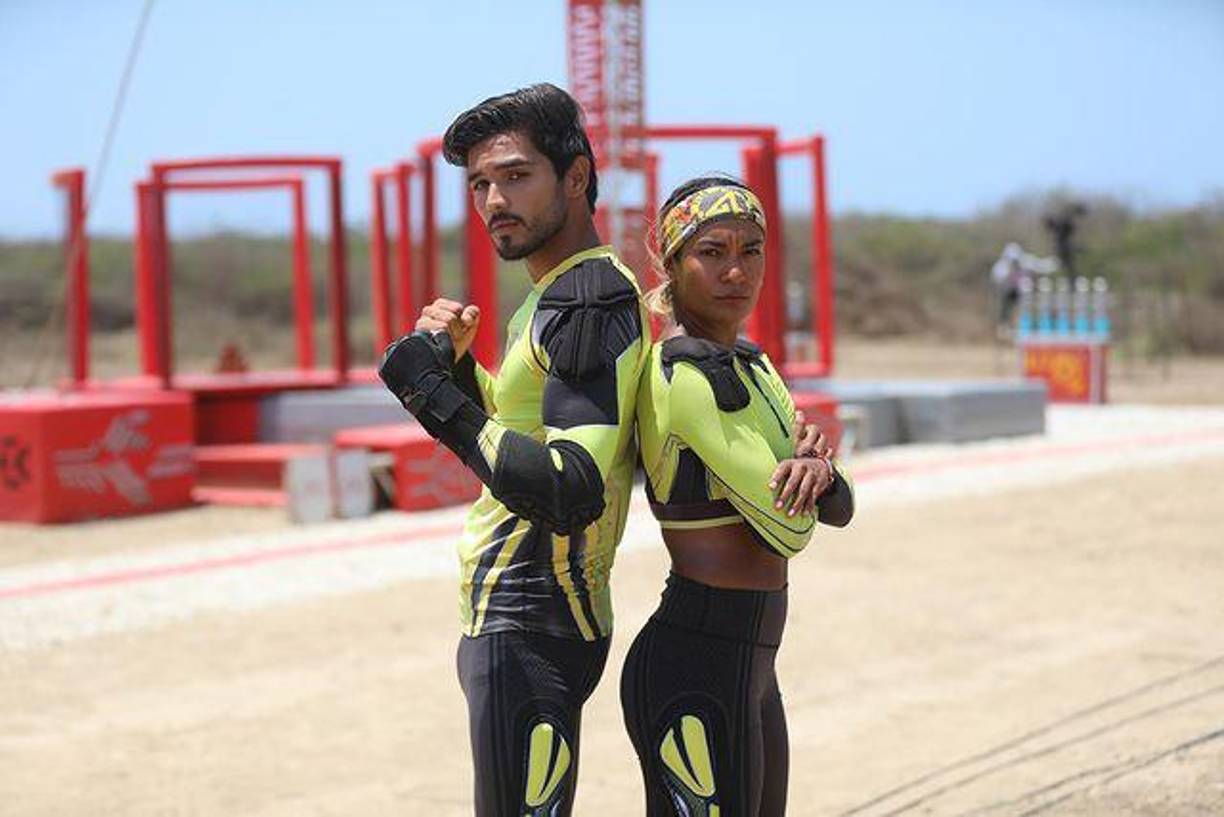 Los ganadores tienen el privilegio de ir a la aldea y los perdedores al “inframundo”, en donde esperan por un rival para mantenerse en la competencia.