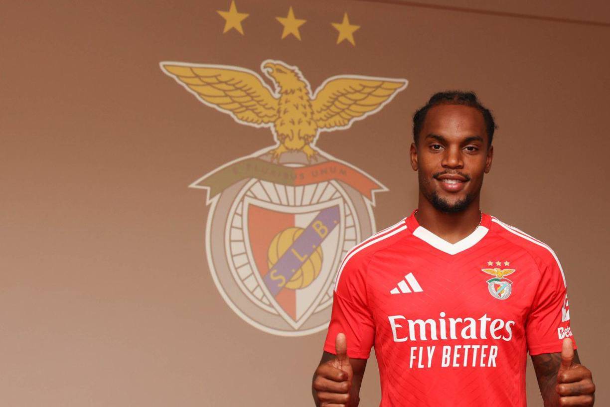 El mediocentro portugués Renato Sanches es nuevo jugador del Benfica, llega procedente del PSG.