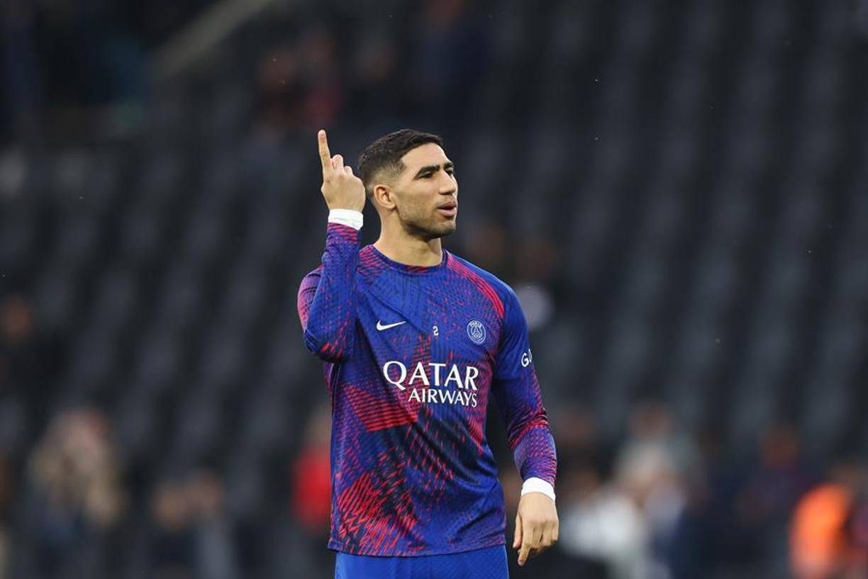 Según informa Football Insider, el Manchester United tiene como objetivo atraer a Achraf Hakimi, ya que Erik Ten Hag está ansioso por traer a un lateral derecho.