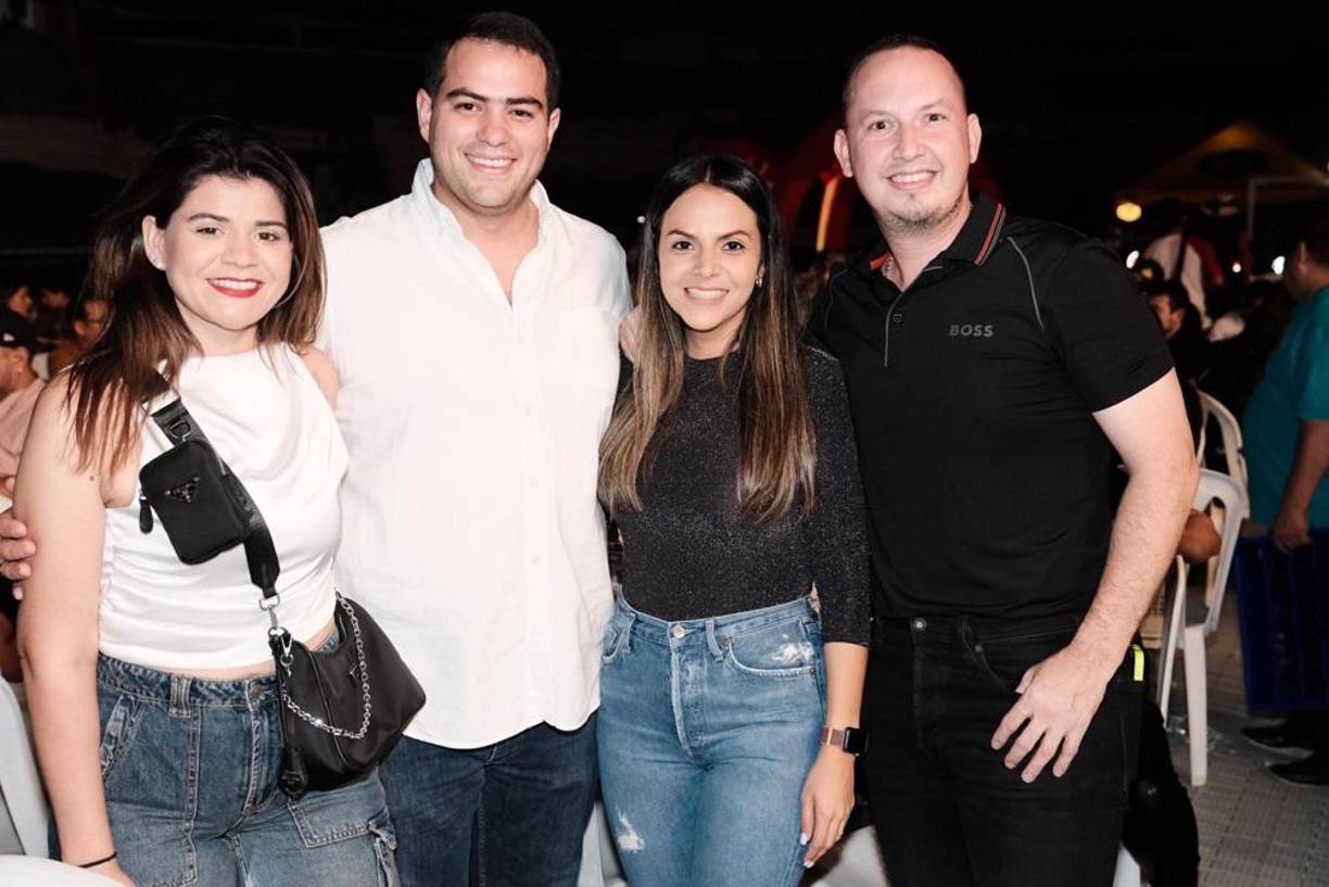 Dariela Guevara, Celero Arias, Andrea Arias y Jorge Cueva.