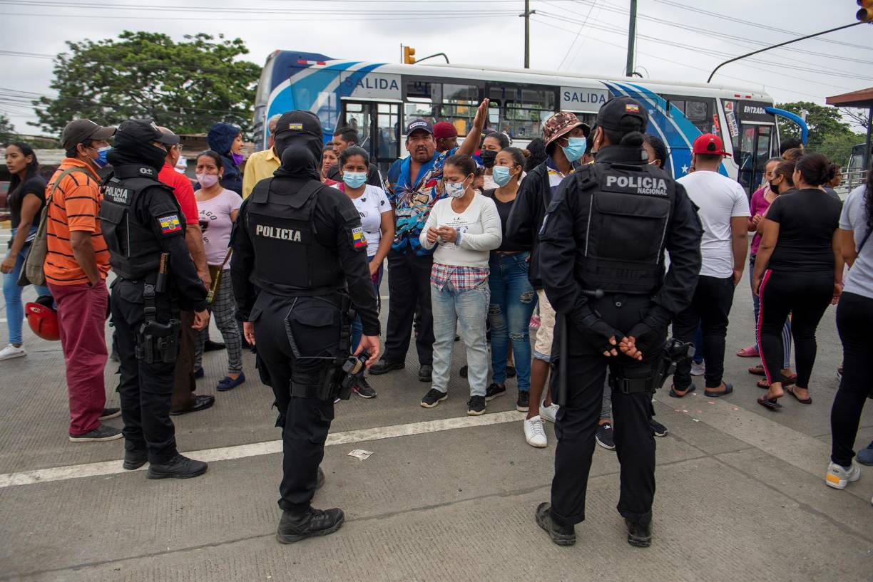 La revuelta se apoderó de la penitenciaría, donde en septiembre 119 reclusos fallecieron en una cruel carnicería con decapitados y quemados, y que derivó en la declaratoria del estado de excepción.