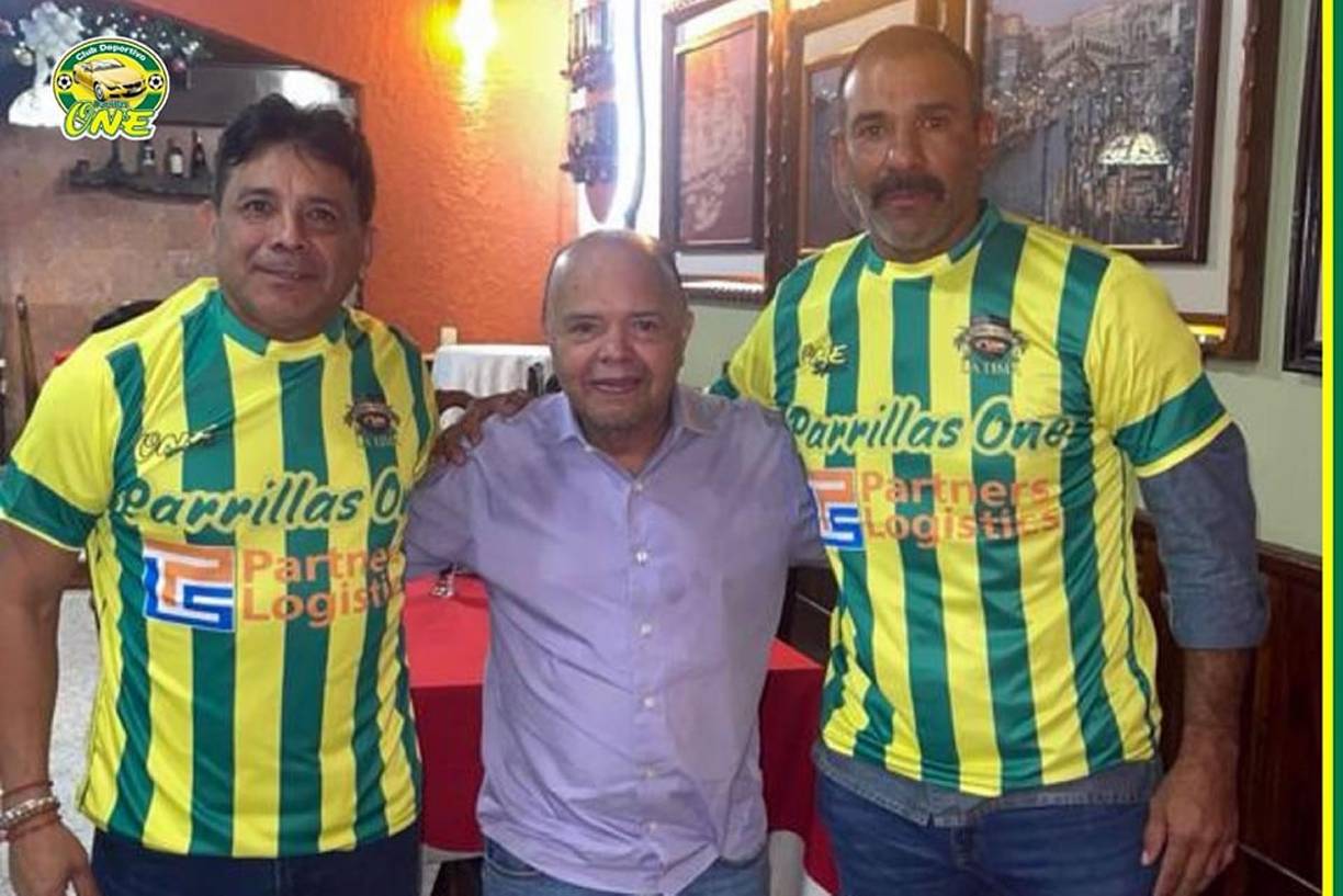 Ninrod Medina tendrá como asistente técnico a Javier Núñez, quien regresa a trabajar al Parrillas One de la Liga de Ascenso.