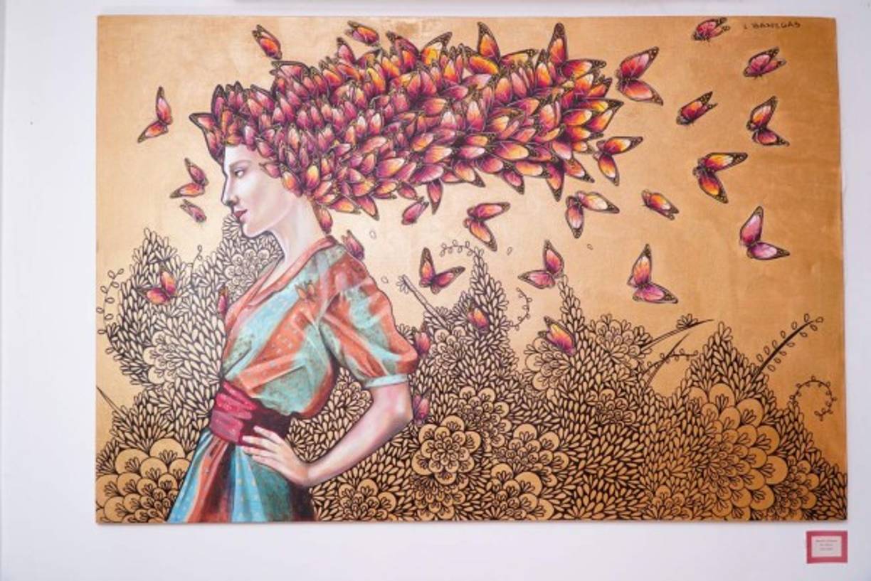 Colección con sello de mujer 'Se vino la felicidad'.