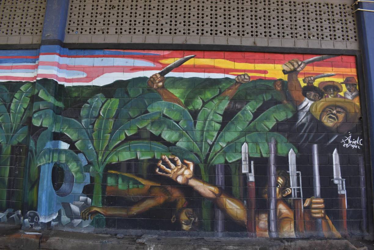 La huelga de 1954 retratada por muralistas de varias regiones del país. En La Ceiba hubo muchos protagonistas algunos ya fallecieron. 