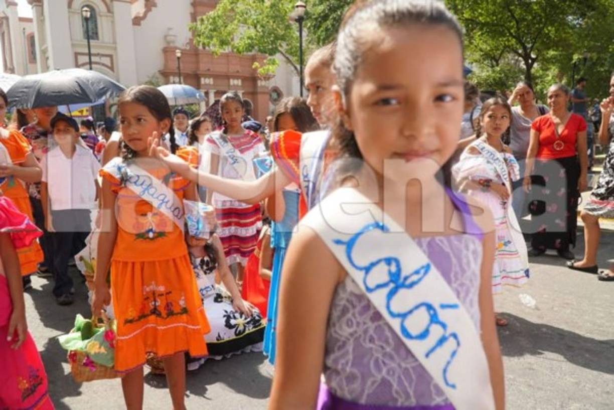 Por su trayectoria y renombre la escuela cuenta con niños y niñas que vienen desde zonas como Villanueva o Chamelecón.