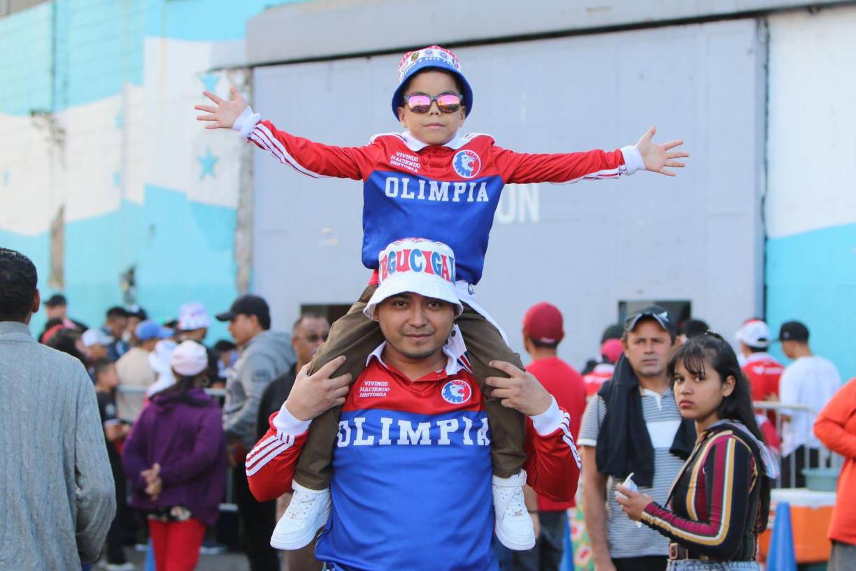 Las mejores imágenes de la previa de la gran final entre Olimpia y Motagua en Tegucigalpa. 
