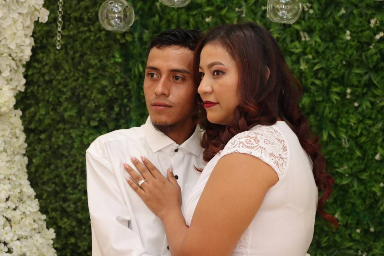 En este orden, a las 3:00 de la tarde será la apertura del evento, la bienvenida a los asistentes y la presentación de la mesa principal, donde estarán el alcalde Roberto Contreras y su esposa Zoila Santos de Contreras, y los Apóstoles German Ponce de la Iglesia de Cristo Ebenezer y Misael Argeñal del Ministerio Internacional La Cosecha.