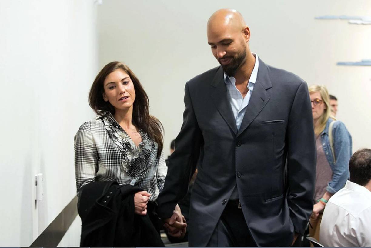 Solo ya fue liberada y se encuentra en casa con su esposo, el exjugador de la NFL, Jerramy Stevens.