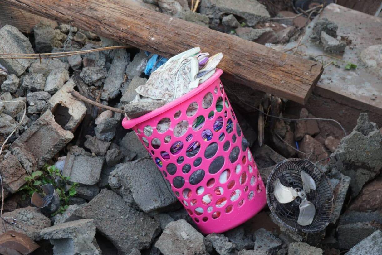 Las precipitaciones, pronosticadas por la Comisión Permanente de Contingencias (Copeco), afectaron anoche a varios municipios del norte del territorio nacional. En algunos sectores como el municipio de La Lima se reportaron inundaciones.