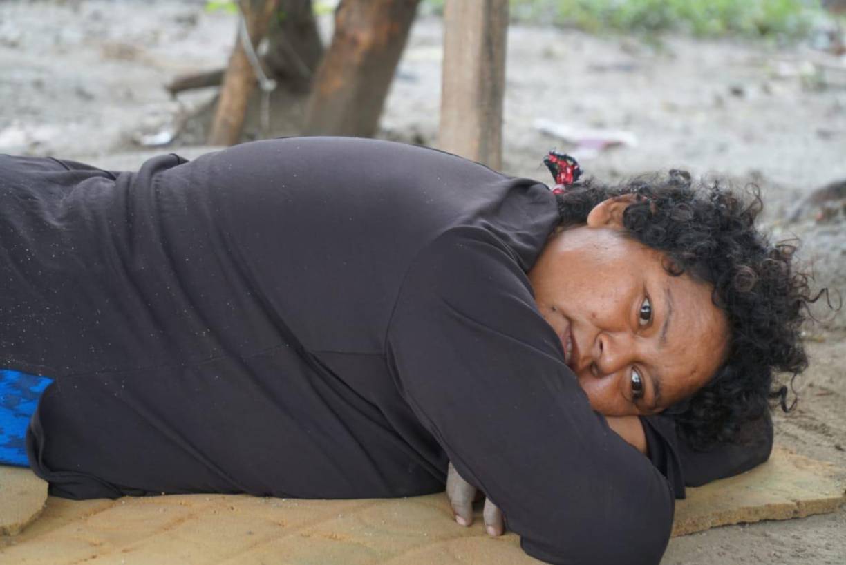 La madre de Petronila indicó que cuando la sacaron de su lugar de trabajo se la llevó una muchacha a trabajar y de “allí se salió y se fue para Colón a trabajar y ya cuando vino de allá decía que la seguían y que había perdido la memoria”.