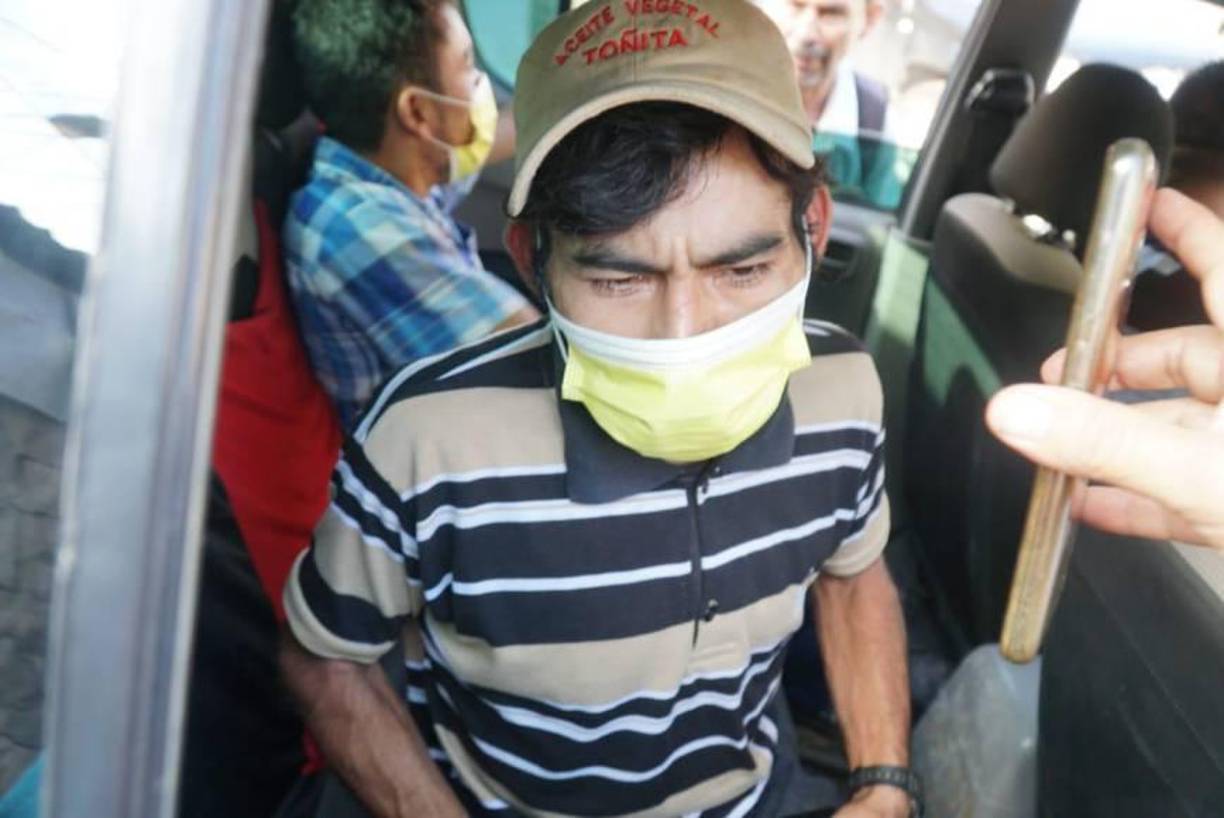 La familia asegura que no tiene enemigos. Joel Rodríguez, padre de la menor, llegó ayer a Medicina Forense de San Pedro Sula, en donde expresó “solo pedimos que se haga justicia”.