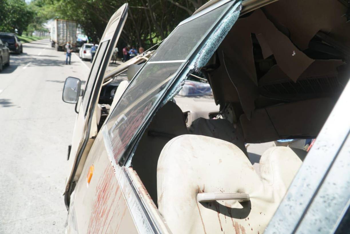 La excesiva velocidad, la imprudencia del peatón, la distracción de conductores, no respetar las señales, fallas mecánicas y la ingesta de bebidas alcohólicas son las principales causas de los accidentes viales en Honduras, según autoridades de la Dirección Nacional de Vialidad y Transporte.