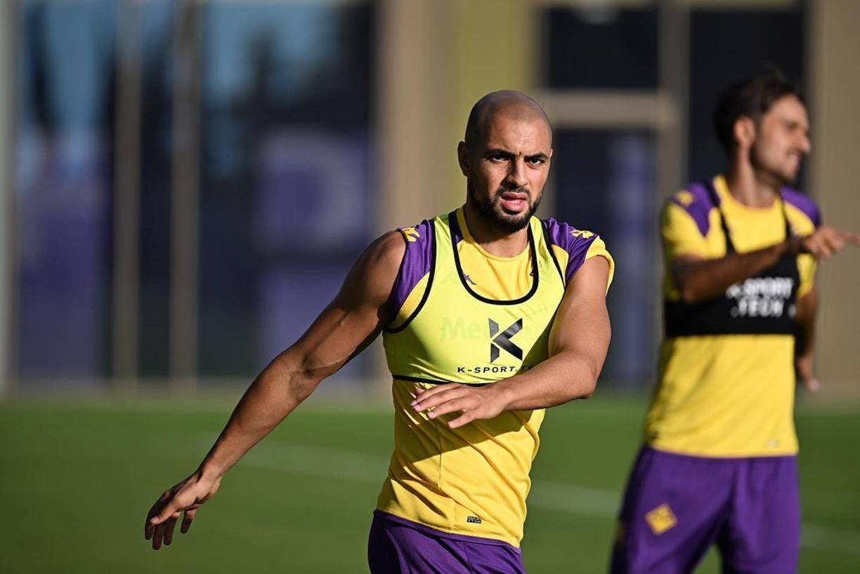 Según Sky Sports, el Manchester United estaría discutiendo internamente la llegada de Amrabat.