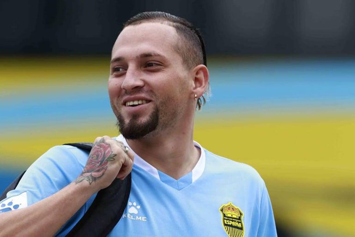 Ilce Barahona: En el Real España analizan ceder a préstamo al mediocampista hondureño.