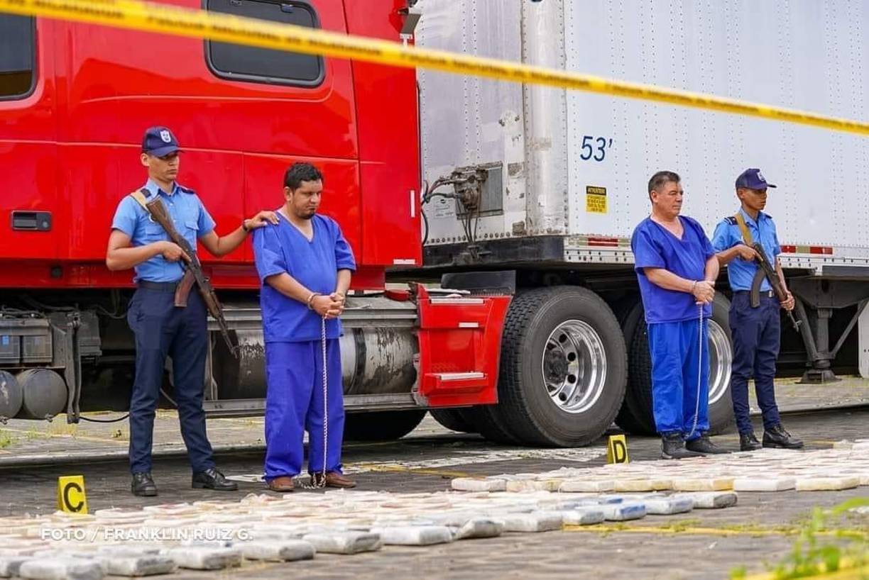 Los detenidos en este operativo fueron identificados como Adán Ángulo, Jesús Alberto Caro Salomón, Daniel Alejandro Caro Puerta; de origen mexicano, Jos Concepción Recinos Escobar de origen salvadoreño y Lesther Alcides Herrera Amador de origen nicaragüense.