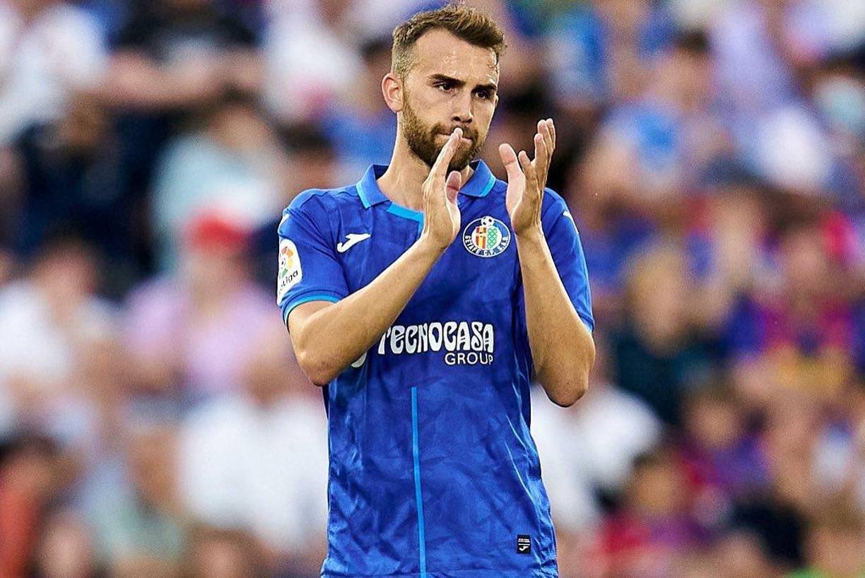 Borja Mayoral: El Real Madrid lo venderá al Getafe a cambio de 10 millones de euros. El atacante ya militó hace unas temporadas atrás en Getafe.