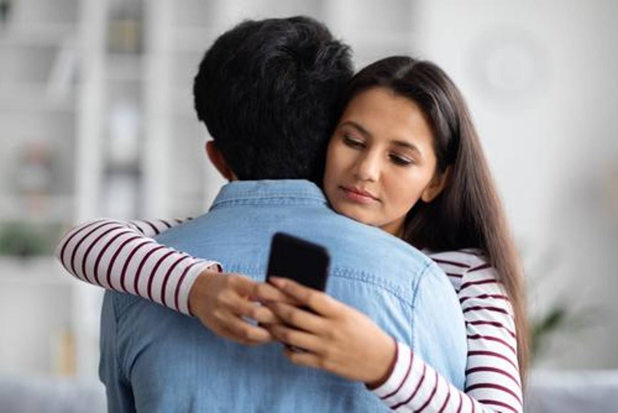 Venganza: La infidelidad femenina puede ser una reacción ante la traición del hombre, confirmó el estudio sobre infidelidad de la UNAM basado en el análisis de 300 parejas. Ser infiel para ‘empatar el marcador’ resultó ‘liberador’ momentáneamente pero atrajo otros problemas emocionales.