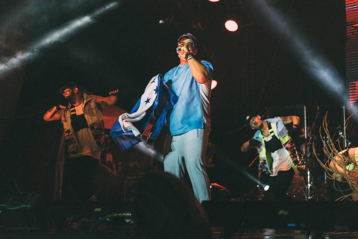 “Esto es lo que voy a estar haciendo ahora que terminó mi etapa en la música, ya tengo mi equipo de béisbol en Puerto Rico y cada vez voy a estar más involucrado en lo que tiene que ver con el deporte”, indicó el artista y empresario puertorriqueño.