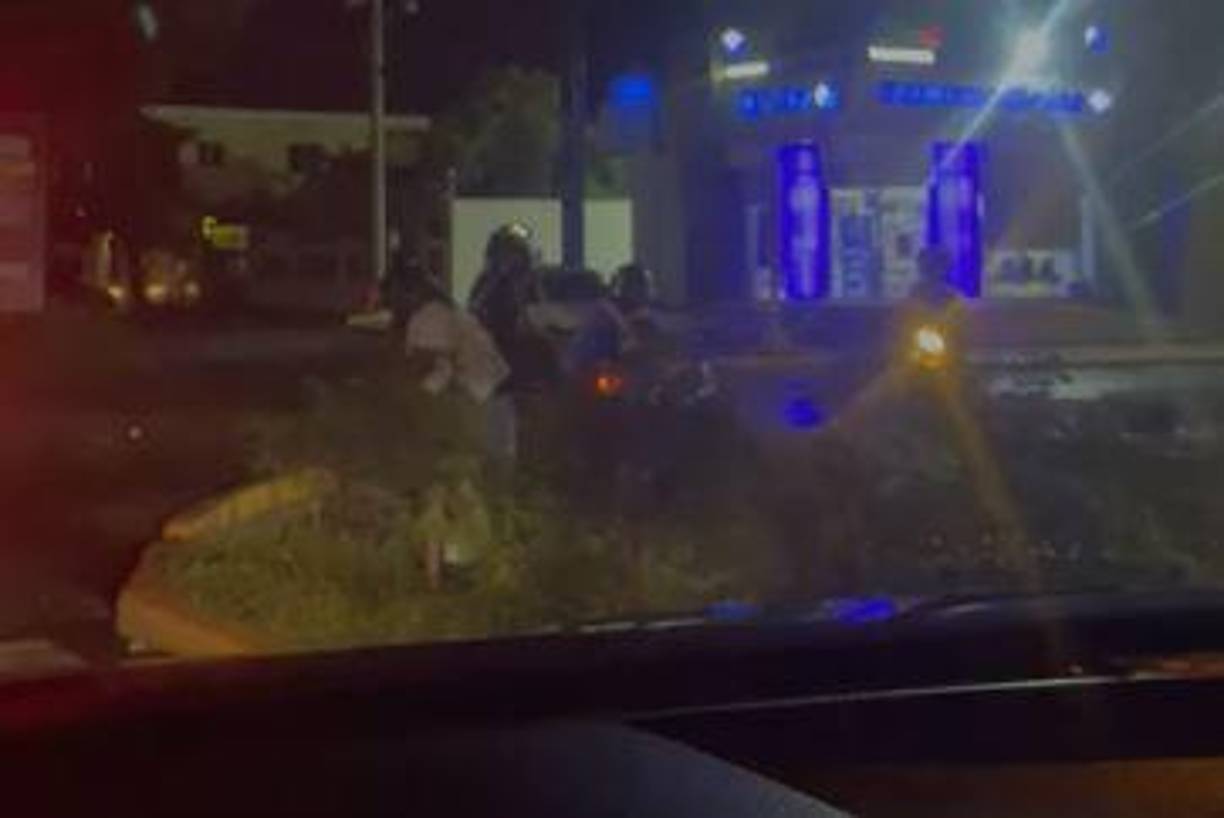 La Policía Nacional mantiene bajo detención al joven Sadiel Hernández; mientras está tras la pista de otros sospechosos de participar en estos actos delictivos que mantienen en zozobra a los ceibeños.