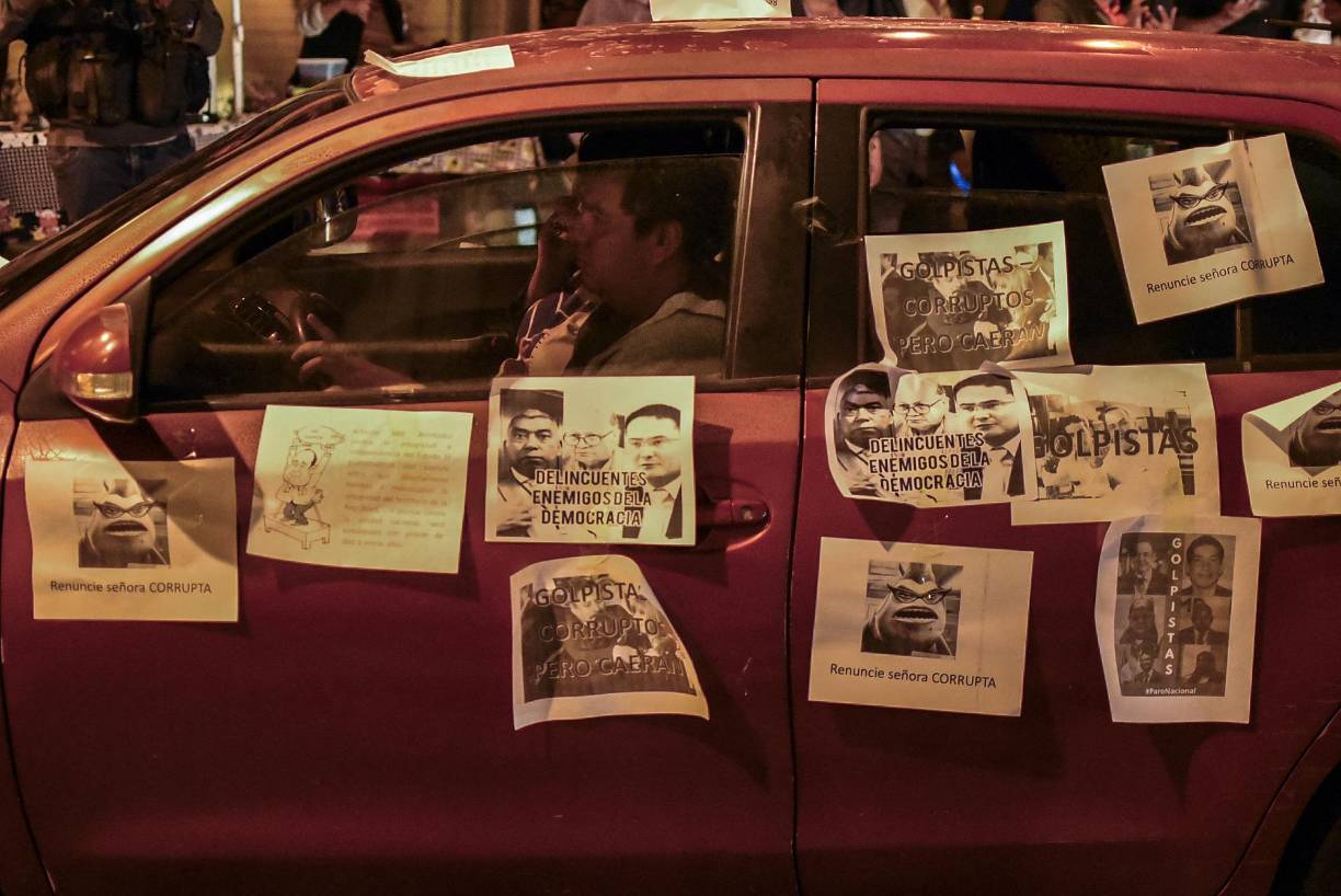 Los tres funcionarios están incluidos en una lista de “actores corruptos” y antidemocráticos de Estados Unidos.